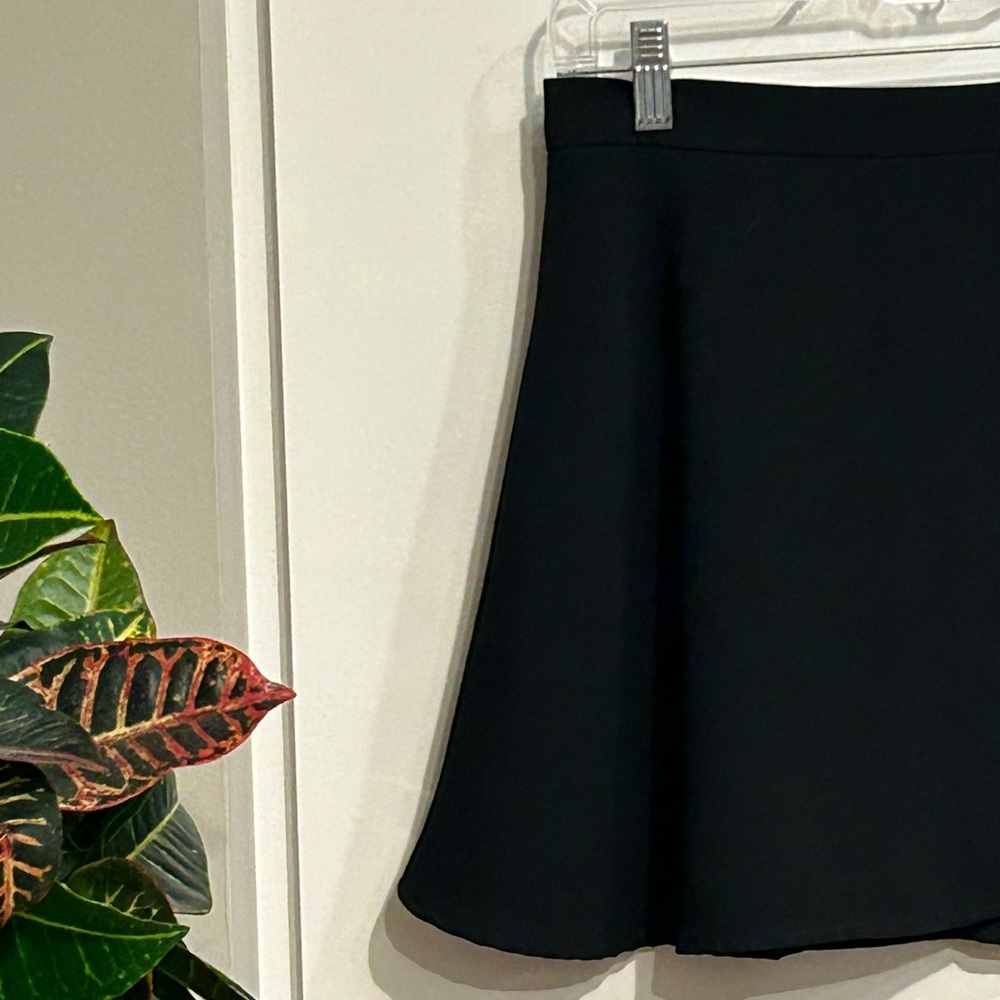 black mini skirt